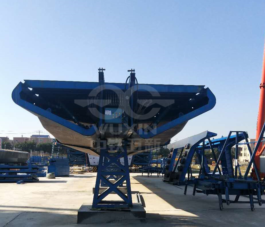 中鐵四局福廈鐵路箱梁模板